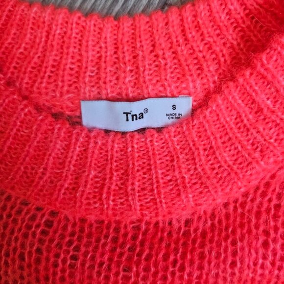 TNA Dayglo Pink Rose Utica Sweater Size S - Picture 3 of 5